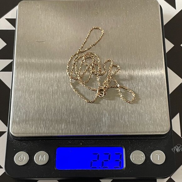 Beautiful 10Kt Gold Necklace 18" 2.23g Vintage - Picture 6 of 8